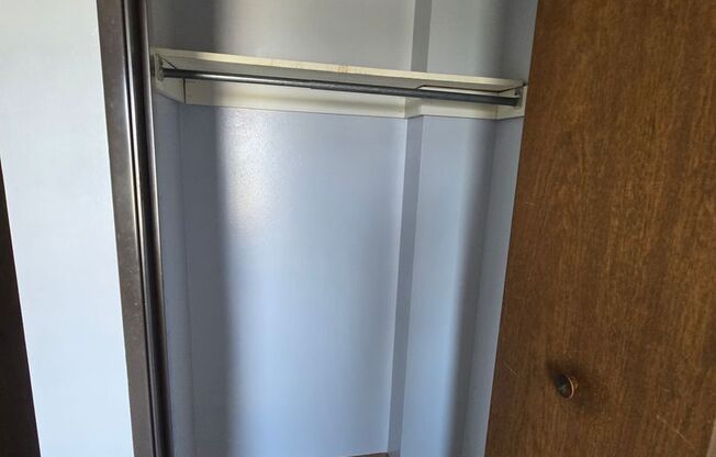 1 bed, 1 bath, 600 sqft, $550, Unit 507