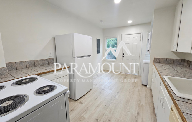 Newly Remodeled 1 Bedroom in a Great Location!