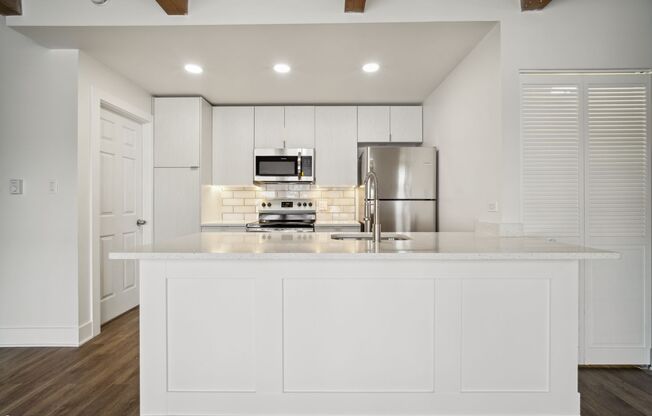 2 beds, 1.5 baths, 1,095 sqft, $2,660, Unit 1904 #K