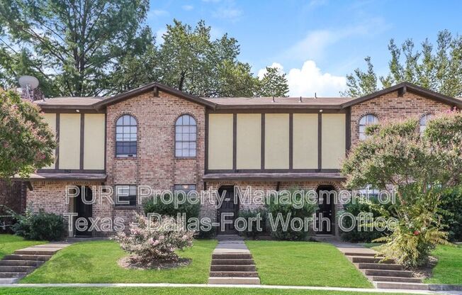 940 SOUTHMOOR DR