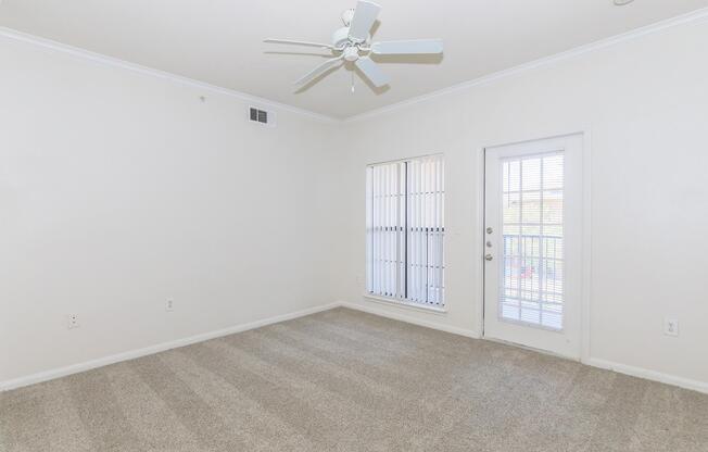 3 beds, 2 baths, 1,261 sqft, $1,495