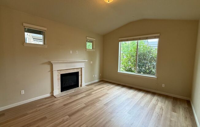 BEAUTIFUL 3-BEDROOM VILLEBOIS HOME – WILSONVILLE