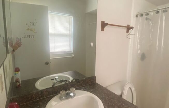 2 beds, 2 baths, $1,800