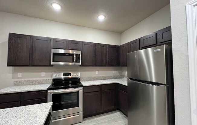 3 beds, 2.5 baths, $1,445, Unit 13312 Reid Meadows