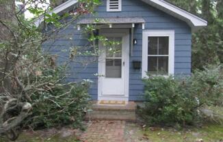 15 HILLSIDE RD
