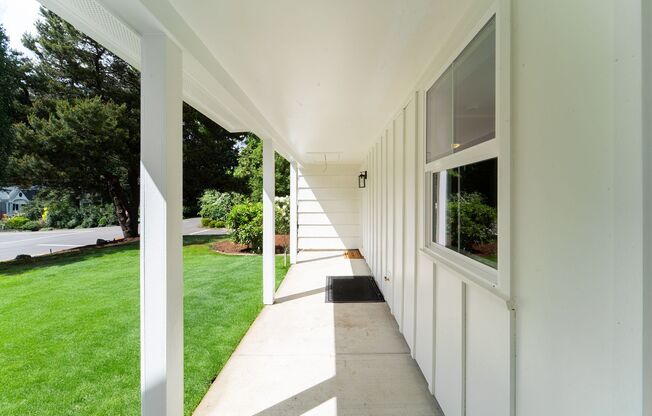 Newly Remodel Home in West Hills!