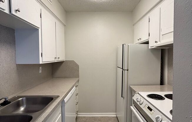 1 bed, 1 bath, 640 sqft, $1,275