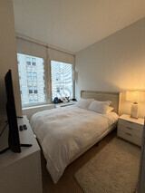 1 bed, 1 bath, $4,800, Unit 906