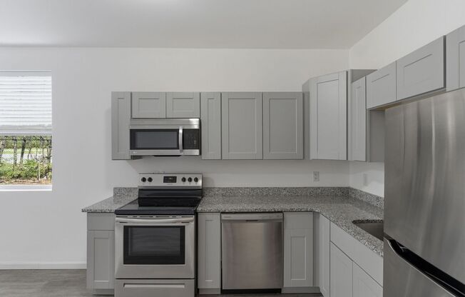 2 beds, 1.5 baths, 850 sqft, $1,299, Unit C3