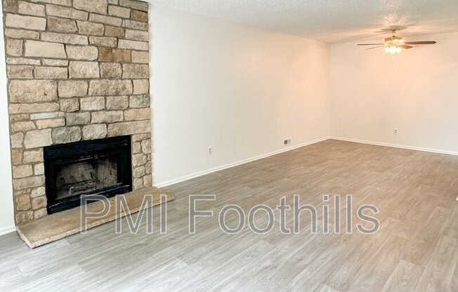 8460 EVERETT WAY