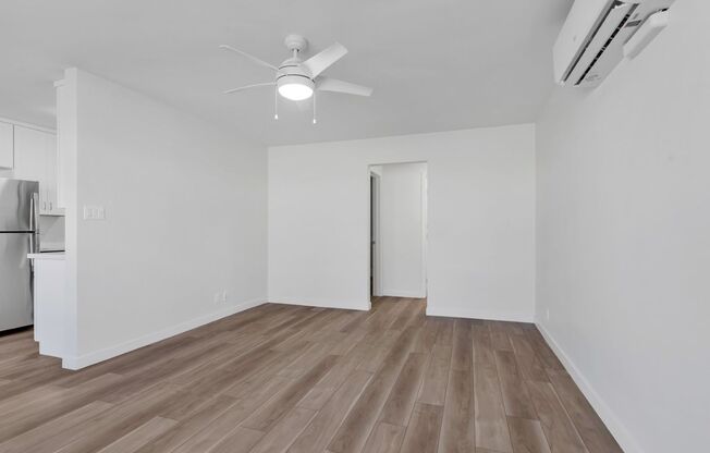 1 bed, 1 bath, 600 sqft, $2,695, Unit 1133 1/2