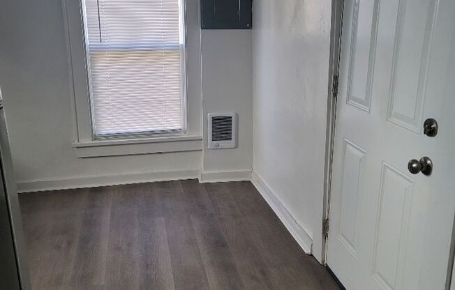 1 bed, 1 bath, $750