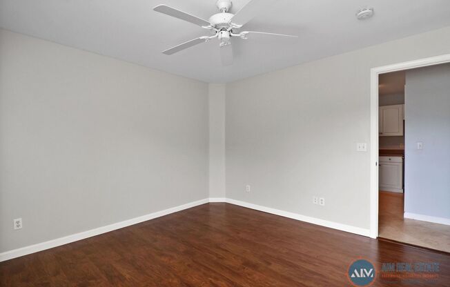 2 beds, 2 baths, $1,950, Unit UNIT 1517
