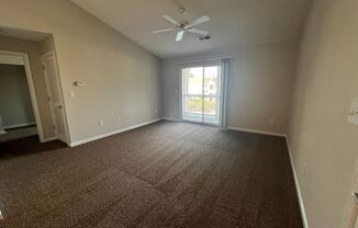 1 bed, 1 bath, $1,200, Unit Unit 537