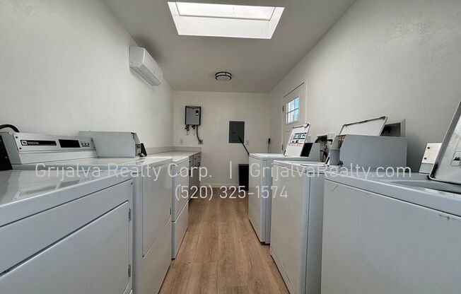 1 bed, 1 bath, 325 sqft, $1,000, Unit 10