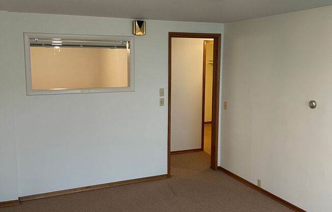 1 bed, 1 bath, 600 sqft, $1,600, Unit Lower North
