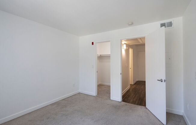 2 beds, 2 baths, 965 sqft, $2,895, Unit 247