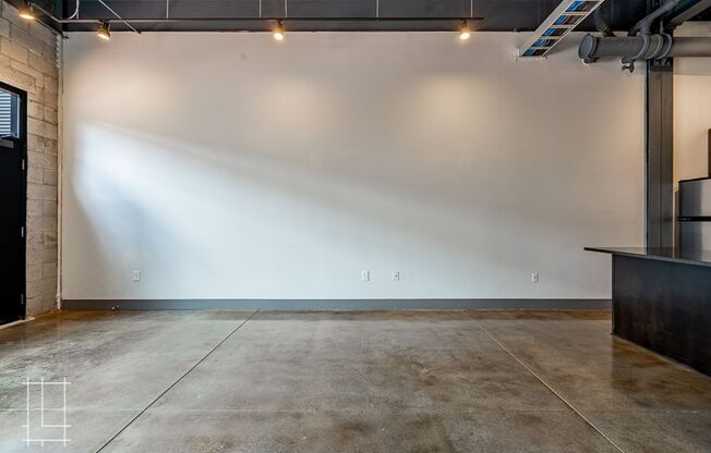 1 bed, 1 bath, $1,585, Unit 727 N. 4th St. Apt. 121