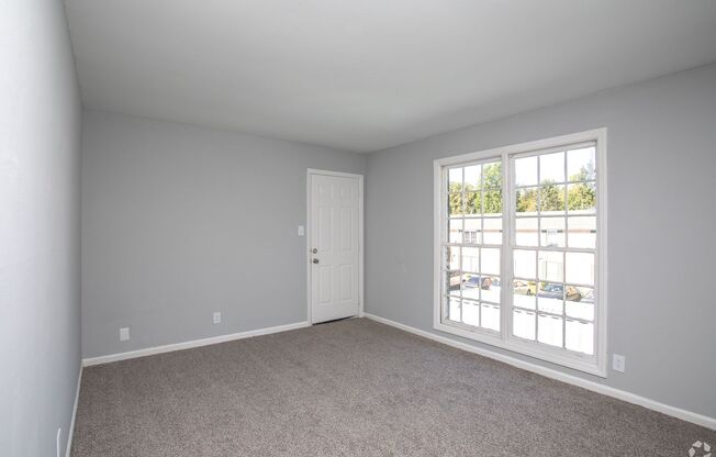 2 beds, 1 bath, 925 sqft, $899, Unit D-02