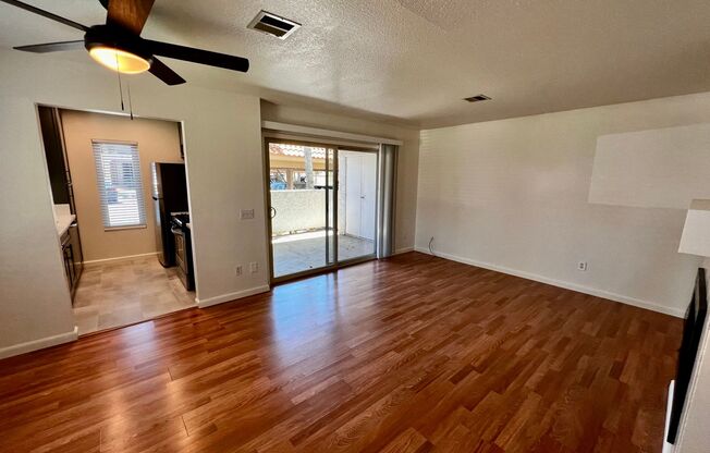 Newly Renovated 2B/2BA Condo in Mira Mesa!