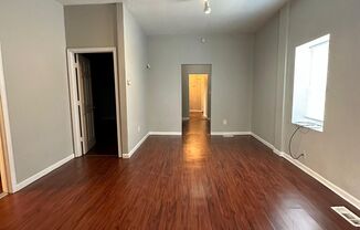 2 beds, 1 bath, 1,400 sqft, $850, Unit 1F