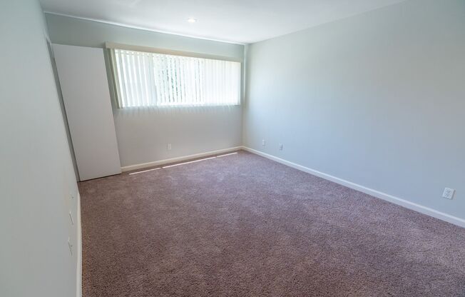 2 beds, 2 baths, 1,200 sqft, $2,798, Unit 418
