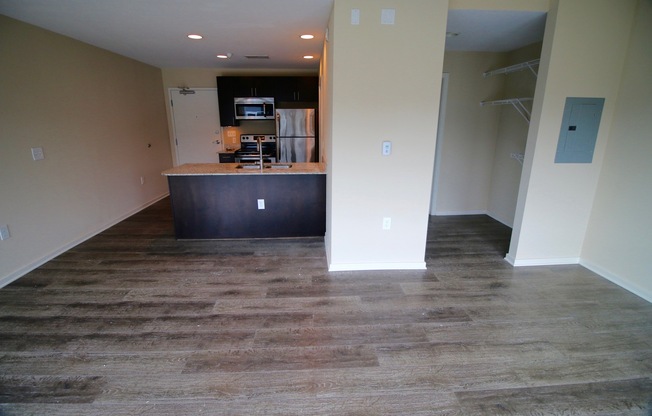 Studio, 1 bath, 404 sqft, $1,095, Unit APT 312