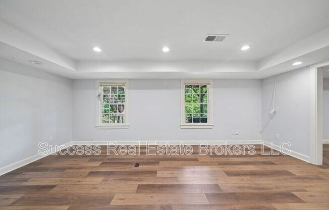 5132 WILLOW PT PKWY