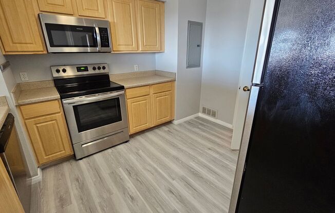 2 beds, 2 baths, $1,350