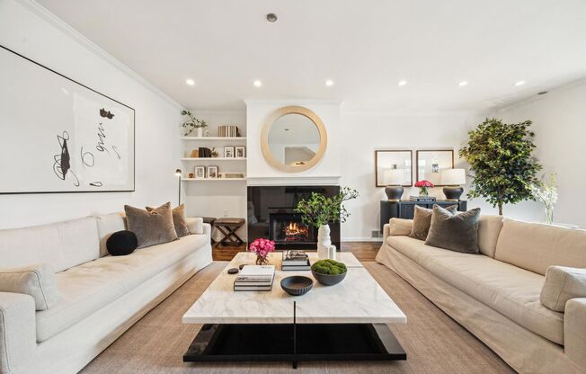 NOB HILL TOWNHOME FOR RENT - $14,000/mo
