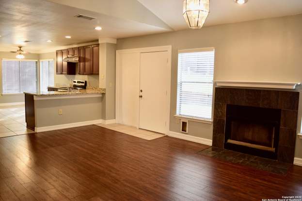 6915 RAINTREE FRST