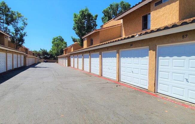 3 beds, 2 baths, 1,120 sqft, $2,750, Unit 019