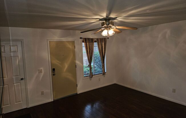 2 beds, 1.5 baths, $2,450