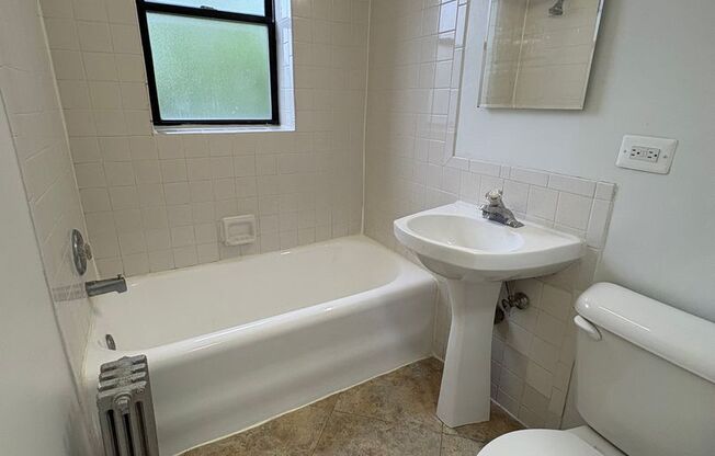 Studio, 1 bath, 430 sqft, $765, Unit PE 308