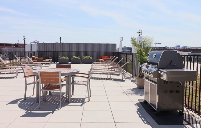 Studio, 1 bath, 440 sqft, $2,300, Unit 0218