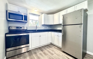 1 bed, 1 bath, 600 sqft, $1,900, Unit 11