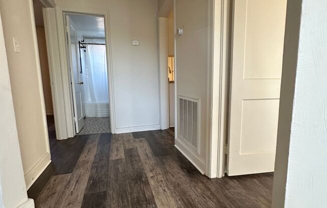 2 beds, 1 bath, $1,475, Unit # 2