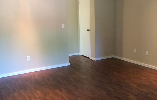 2 beds, 1 bath, $1,695