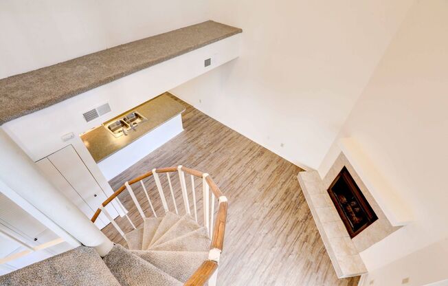 1 bed, 2 baths, 890 sqft, $1,800, Unit 302