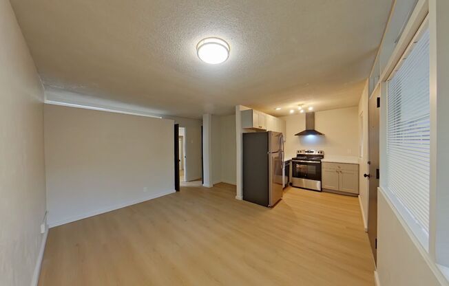 1 bed, 1 bath, 469 sqft, $1,312, Unit 27A