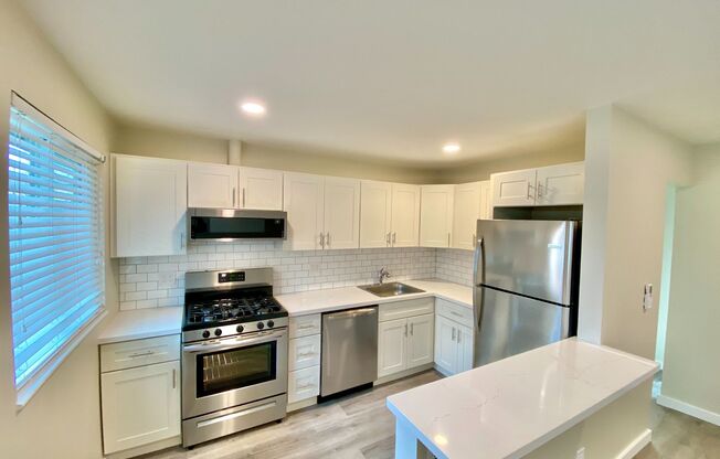 1 bed, 1 bath, 500 sqft, $2,199, Unit 52