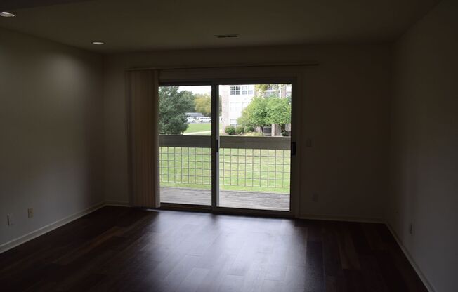 1 bed, 1 bath, 657 sqft, $1,225, Unit 408-106