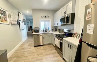 1 bed, 1 bath, 780 sqft, $2,800, Unit 2