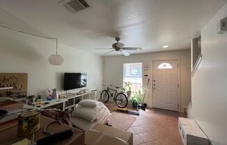 2 beds, 2.5 baths, $2,200, Unit B