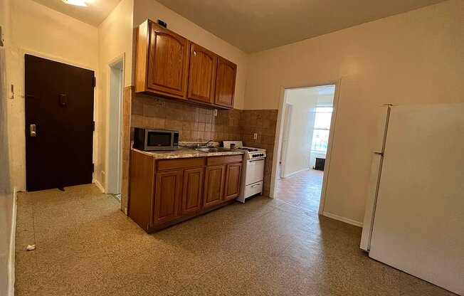 602 NEW LOTS AVE