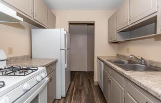 1 bed, 1 bath, 777 sqft, $1,115