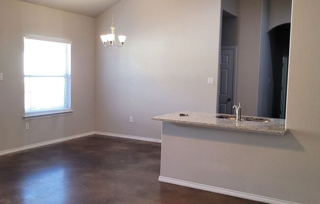 Beautiful 3/2 Home in Seguin ISD