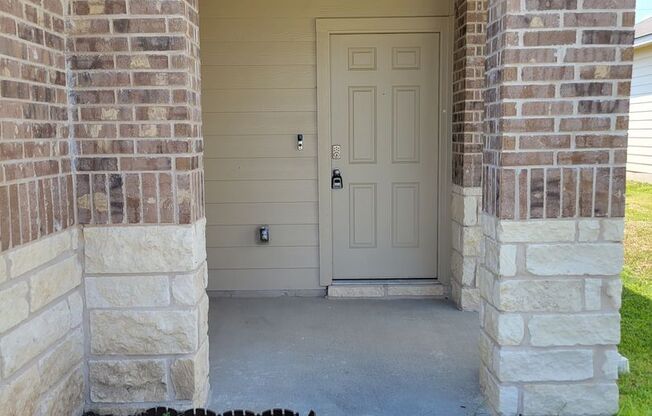 3 beds, 2 baths, $1,695