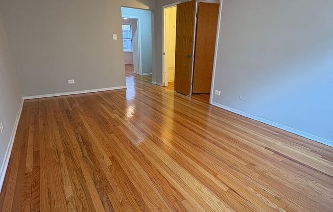 2 beds, 1 bath, 670 sqft, $1,200, Unit CA 133-2W