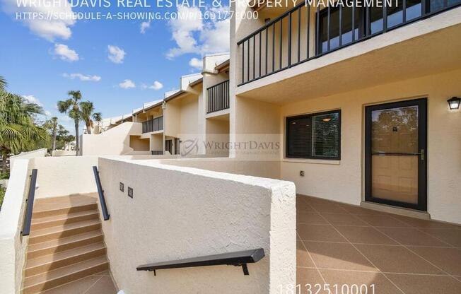 7550 SUNSHINE SKWY LN